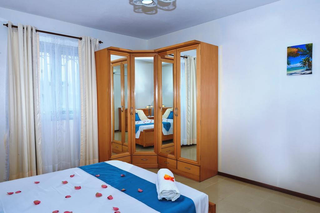 Sunset Villa Flic en Flac Bagian luar foto